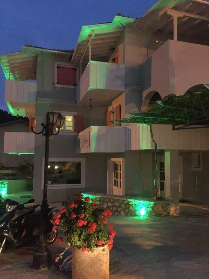 Eolos Apartments With Private Parking Áyios Nikítas Eksteriør billede